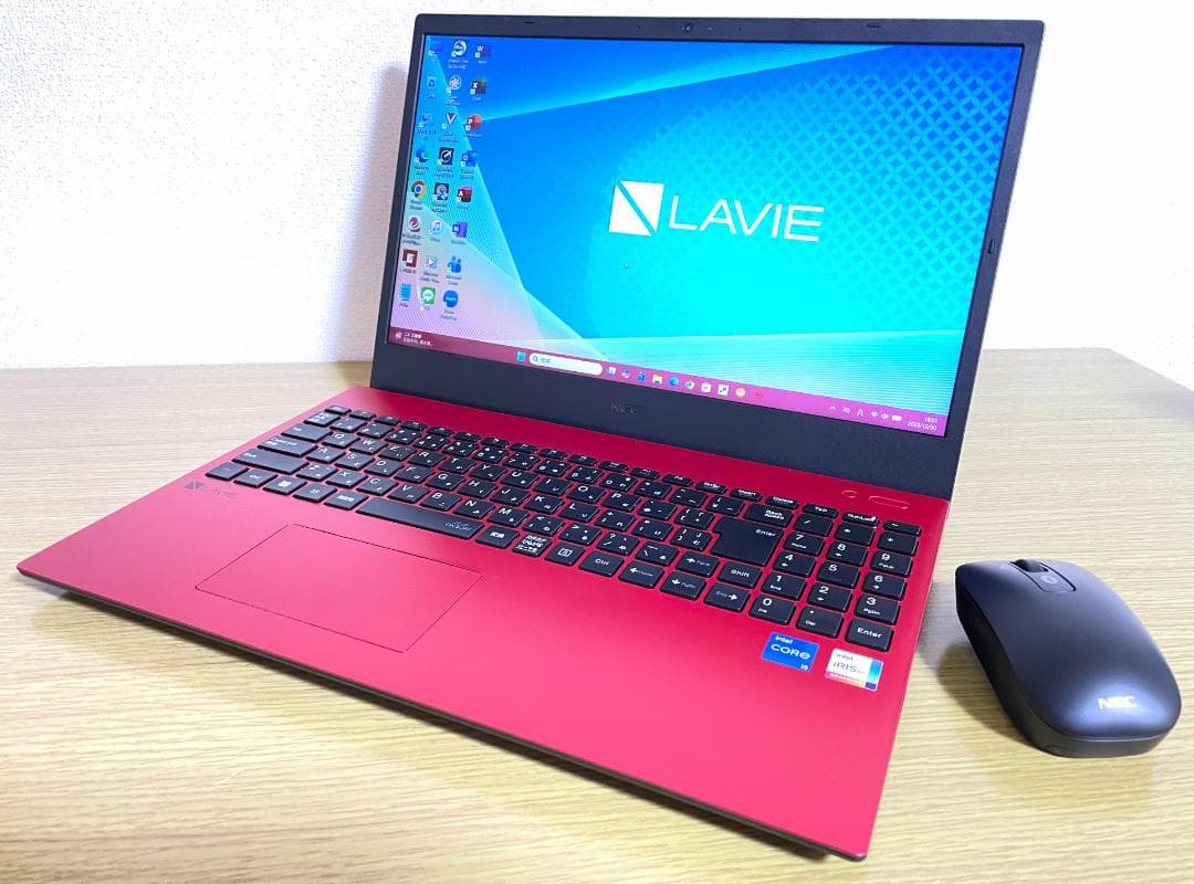 Windowsノート本体 NEC LAVIE/PC-N1555EAR/SSD 512GB/Office ノートパソコン LAVIE N15 カームレッド PC-N1555CAR [15.6型