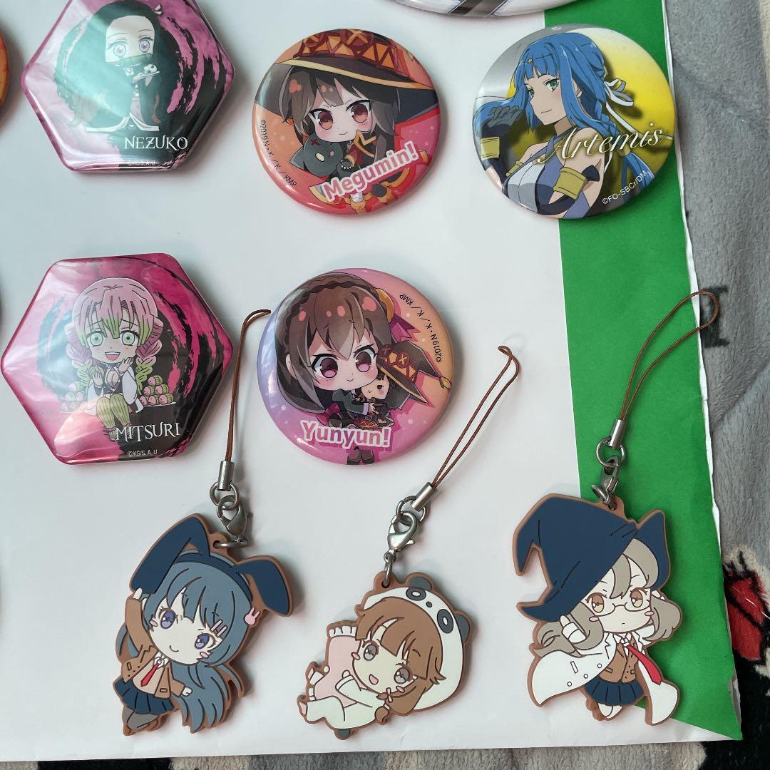 缶バッチ、ラバーストラップ、アクリルキーホルダー