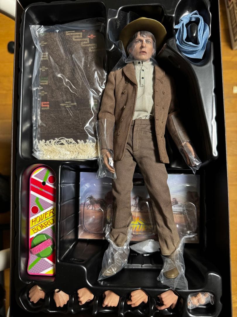 ホットトイズBACK TO THE FUTURE PART3フィギュアセット