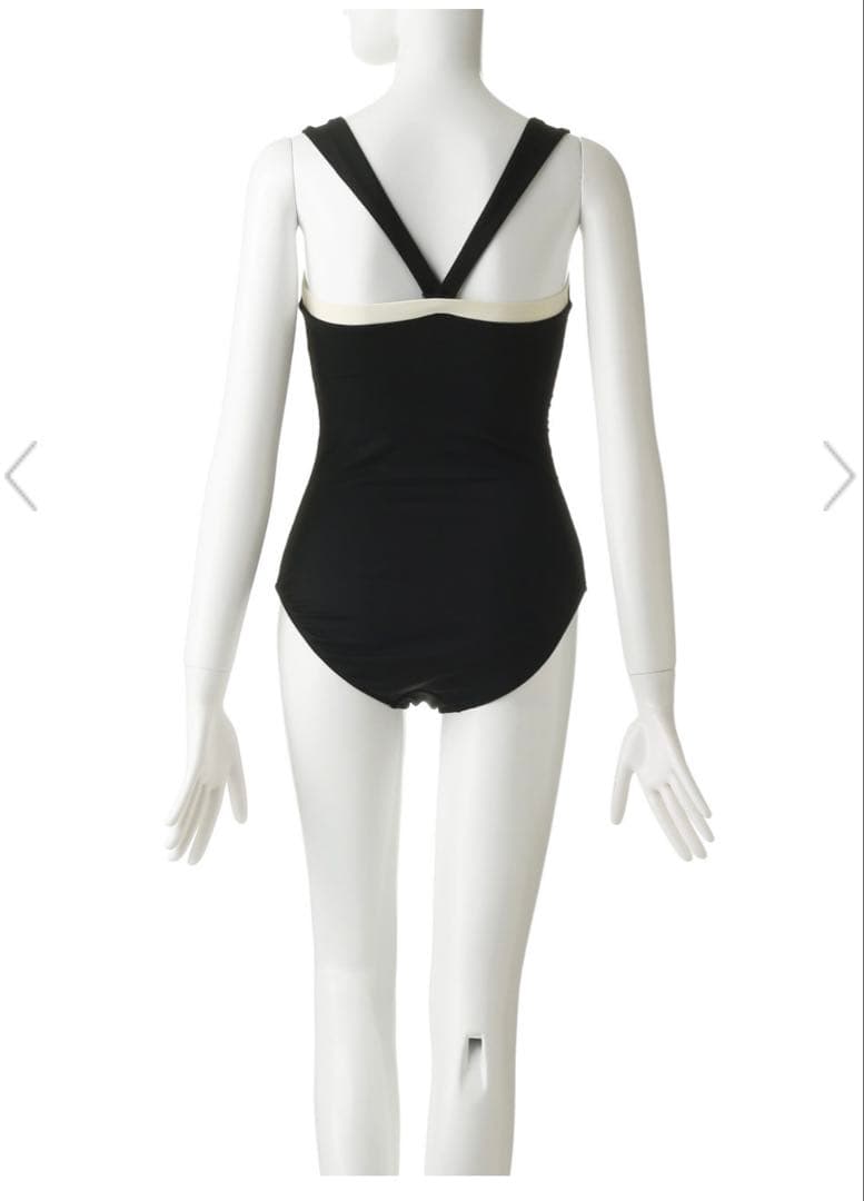 【新品】大日方久美子氏×ESSEN.LAUTREAMONT×Reir 水着