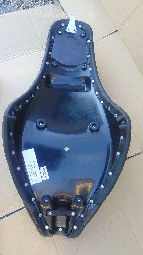 BMW R18／純正カスタムシート Roland Sands Design - メルカリ