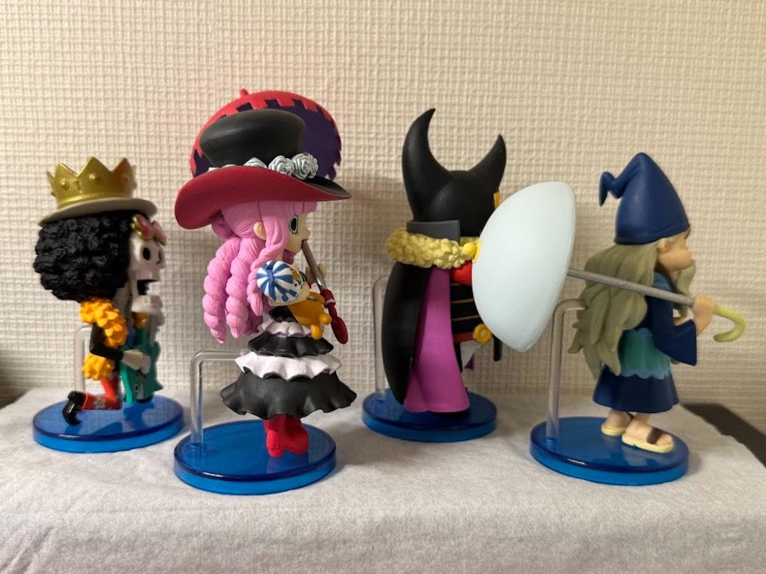 ワンピース　ワールドコレクタブルフィギュアVol.25&28　16体セット