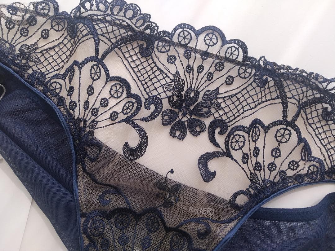 ＊おまとめ＊《Dita Von Teese》Zsa Zsa　UK34D&M　他