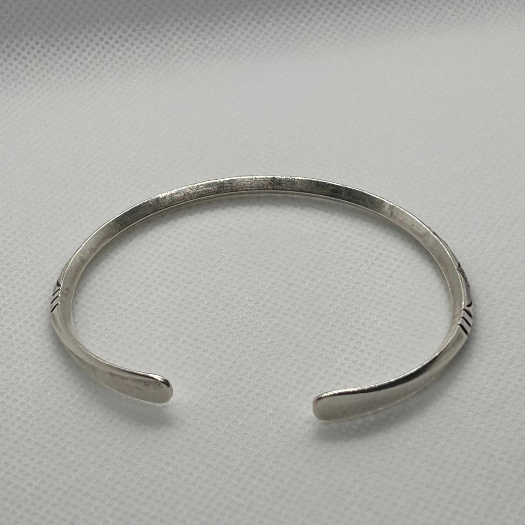 新品】カレンシルバー バングル タイ北部 カレン族 ハンドメイドg12