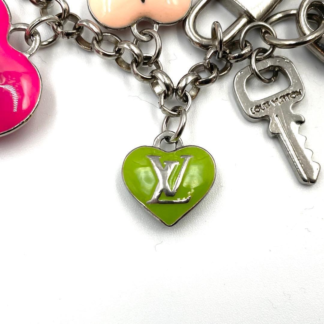 《超美品》ルイヴィトン キーホルダー チャーム ハート カデナ マルチカラー