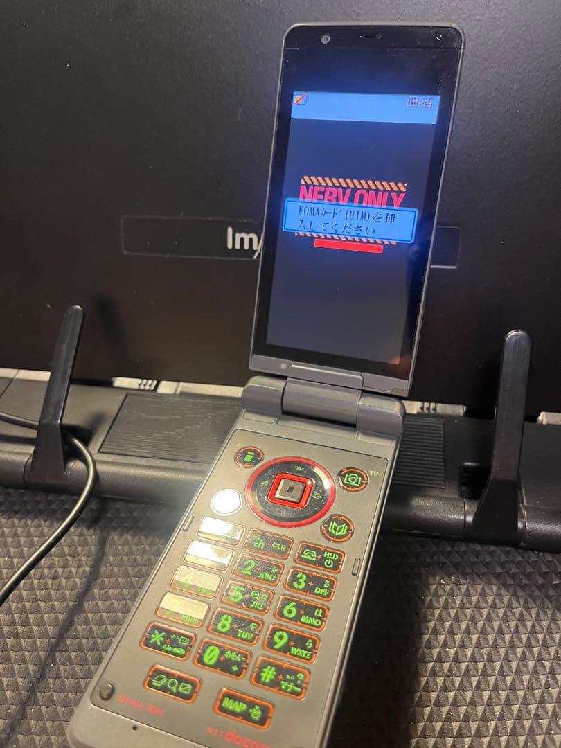 エヴァ SH-06A NERV エヴァンゲリオン ガラケー 携帯電話 限定品