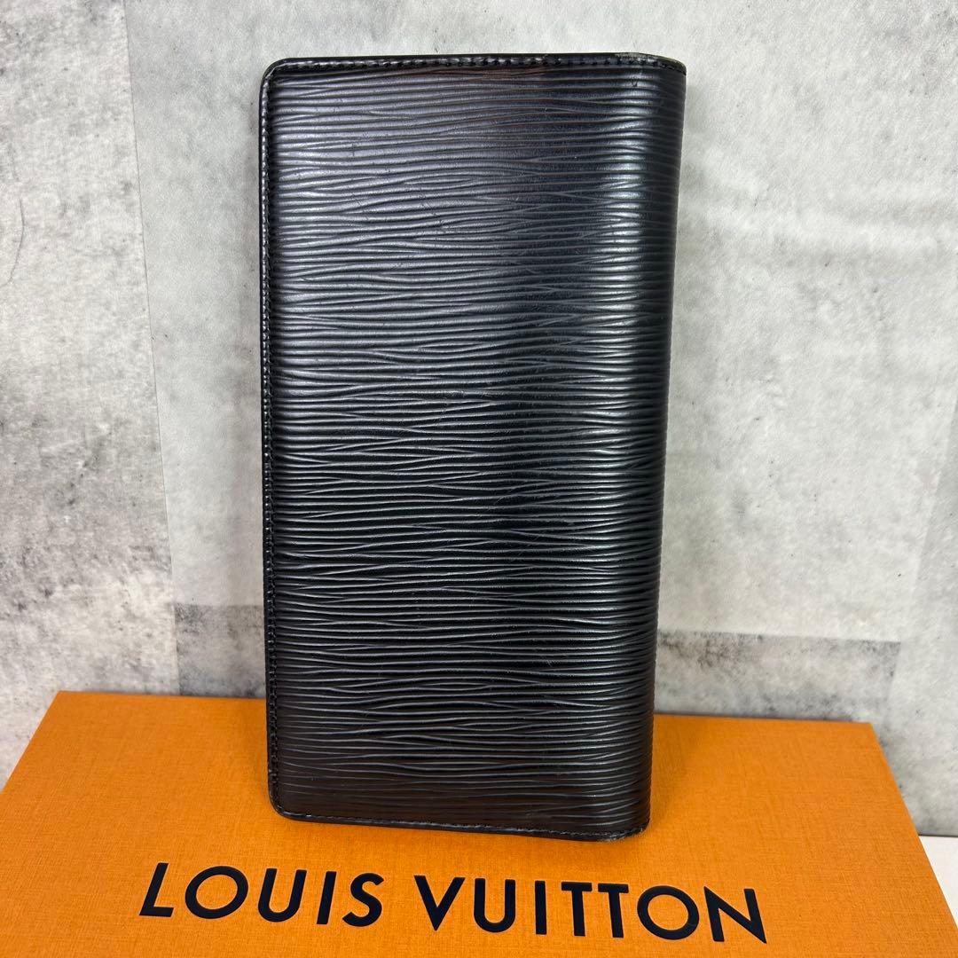 ルイヴィトン エピ ポルトフォイユ ブラザ ブラック 黒 二つ折り財布