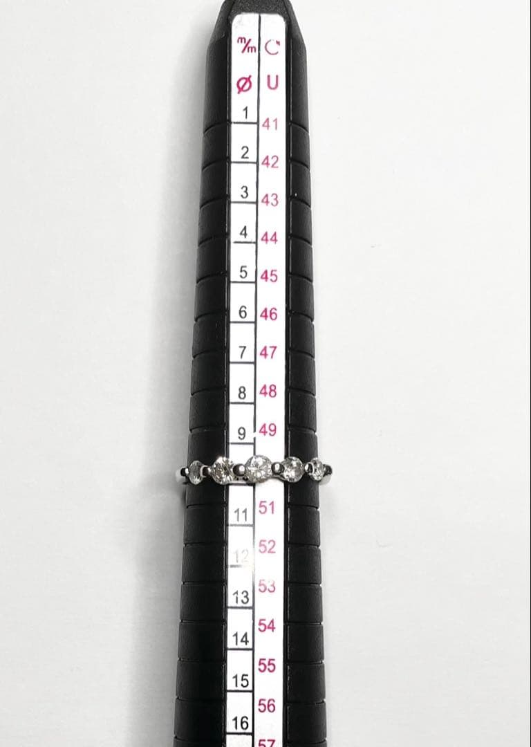 Pt900 ダイヤ ５石 0.5ct リング　指輪