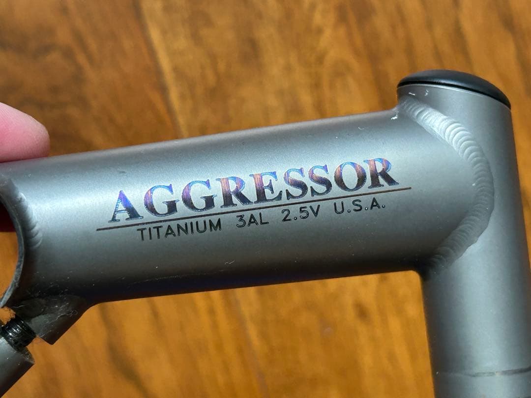 AGGRESSOR チタンステム 100mm 26.0mm