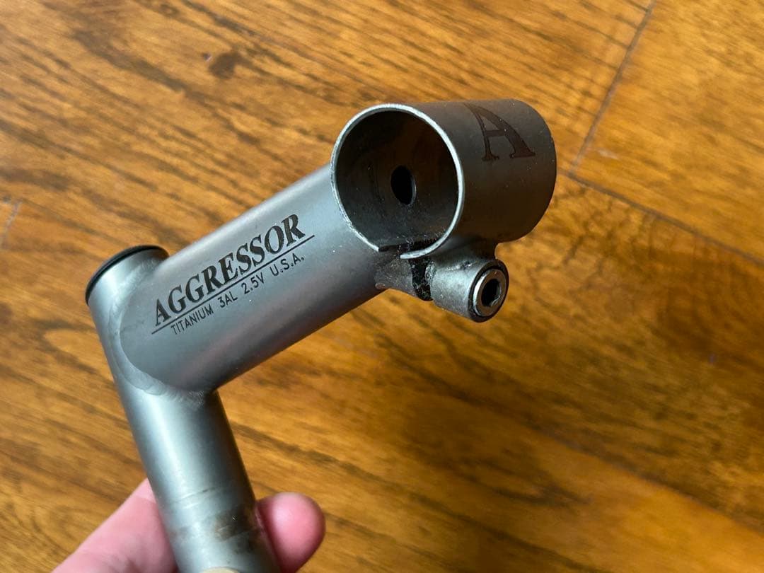 AGGRESSOR チタンステム 100mm 26.0mm