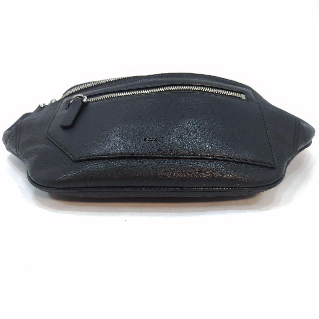 美品】バリー ボディバッグ ウエストポーチ レザー ブラック - メルカリ