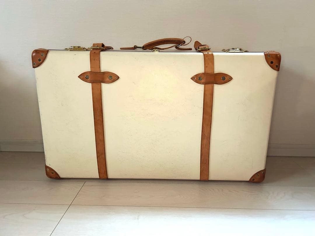 旅行かばん・小分けバッグ GlobeTrotter \"Safari\" ExtraDeep 33inch