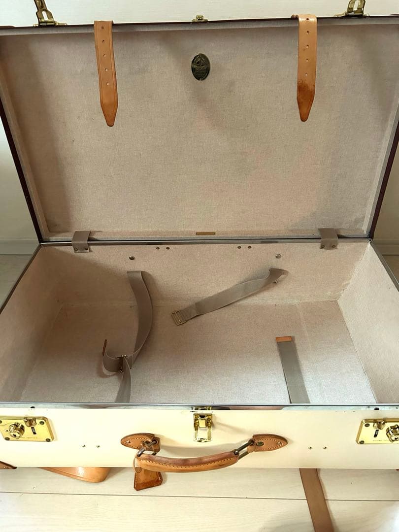 旅行かばん・小分けバッグ GlobeTrotter \"Safari\" ExtraDeep 33inch