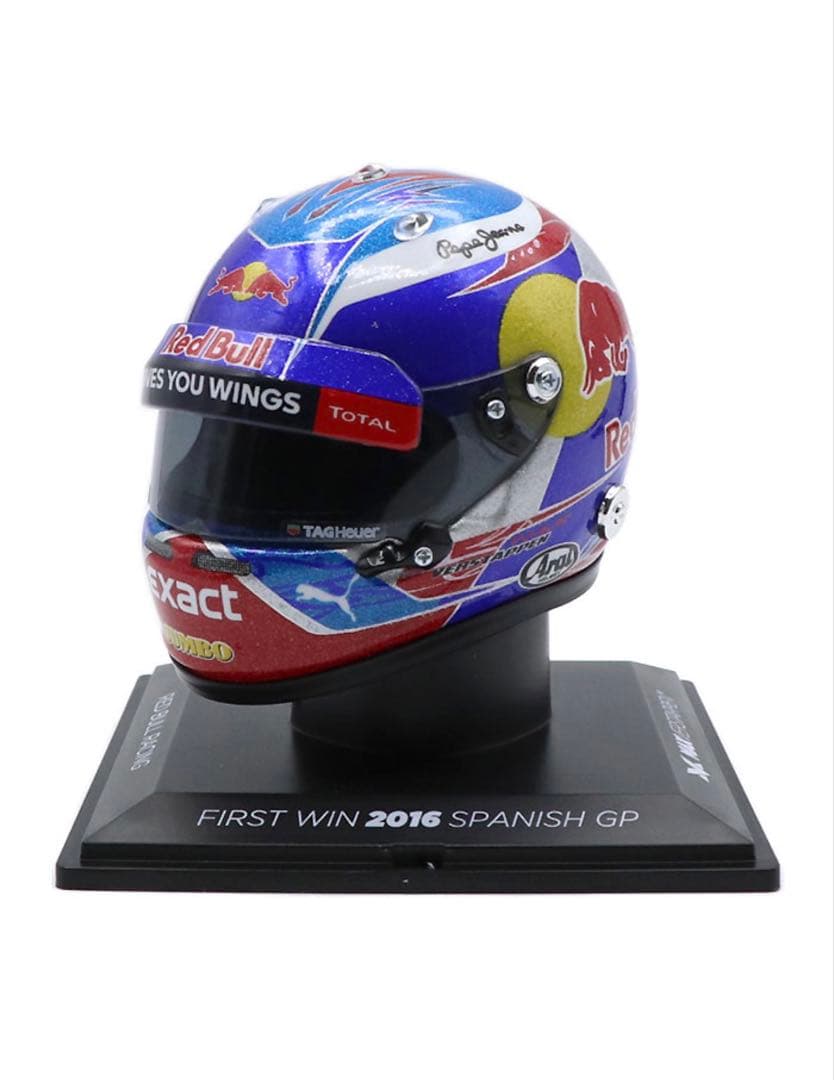 フェルスタッペン別注 2016年 レッドブルレーシング ヘルメットF1初優勝 2016年レッドブルF1“トリオ”の1／5ヘルメット登場。フェルスタッペン