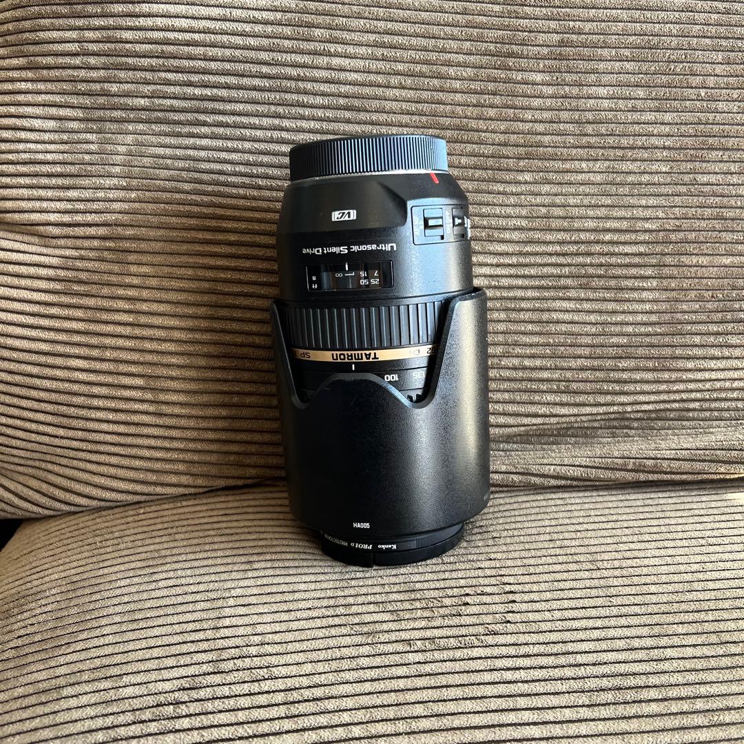 送料込タムロン SP 70-300mm F/4-5.6 レンズ プロテクター付き