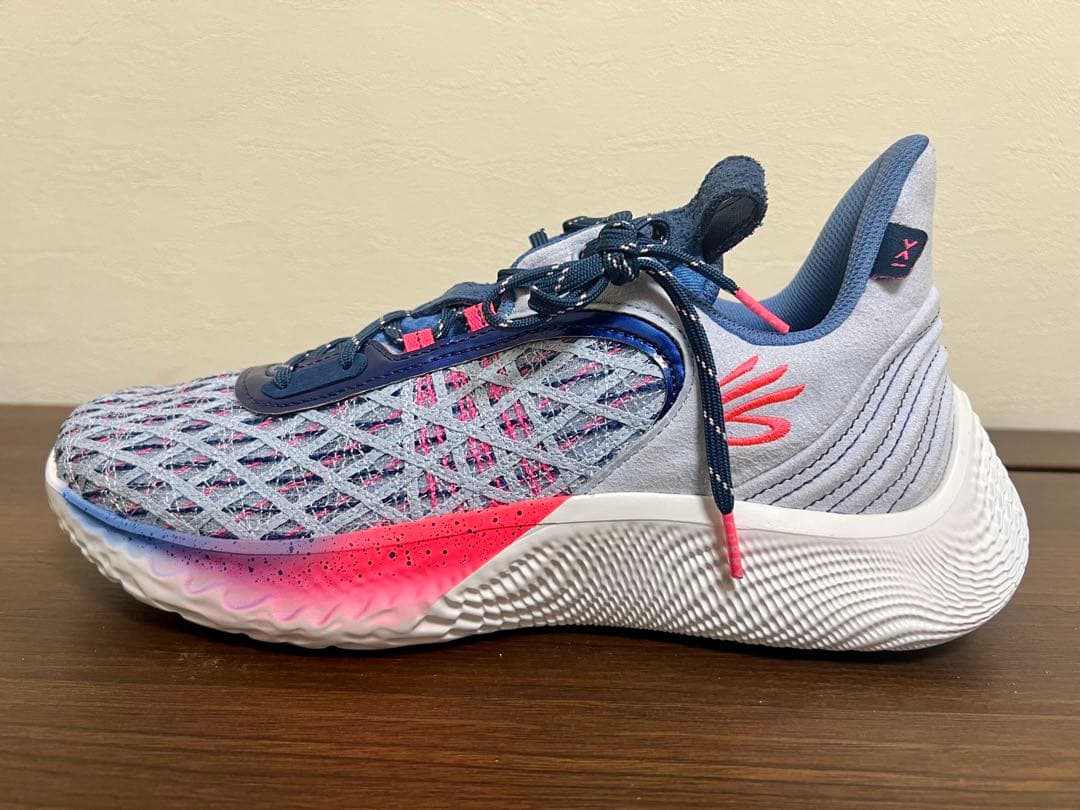 UA Curry Flow 9 新品 バッシュ 29.5cm 箱付き