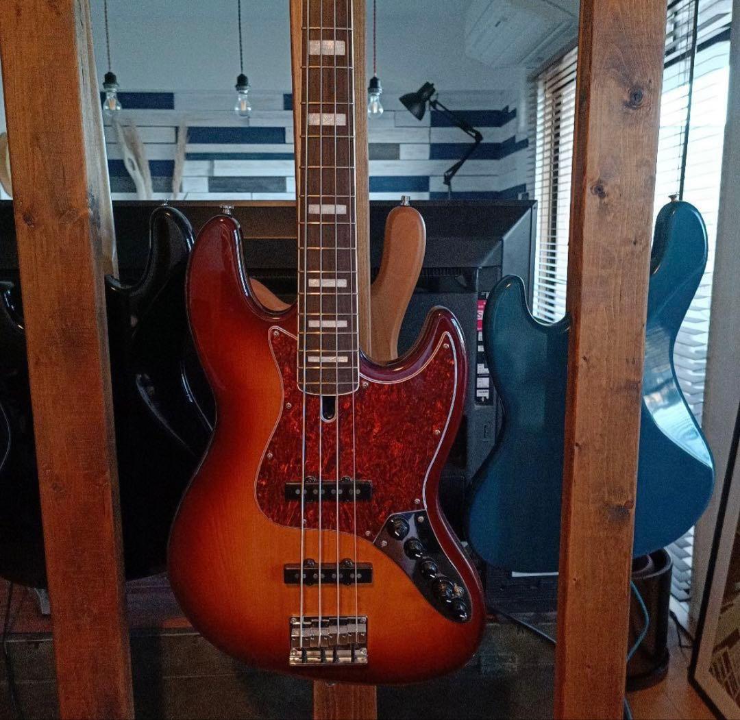 Sire Marcus Miller V7 【純正ケース付き】 Sire Marcus Miller V7 New Gen 4-String