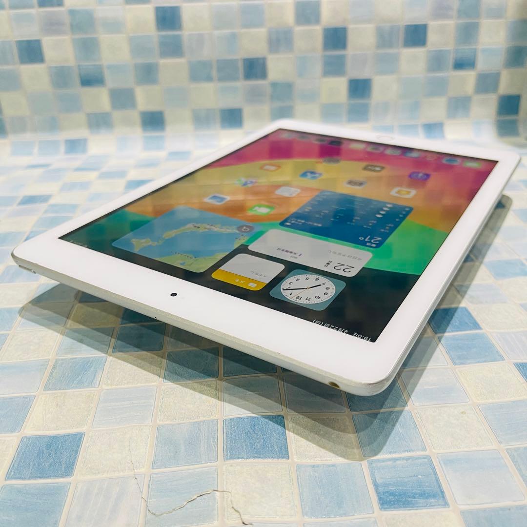 Wi-Fi iPad 第6世代 本体 32GB シルバー 電池良好 - メルカリ