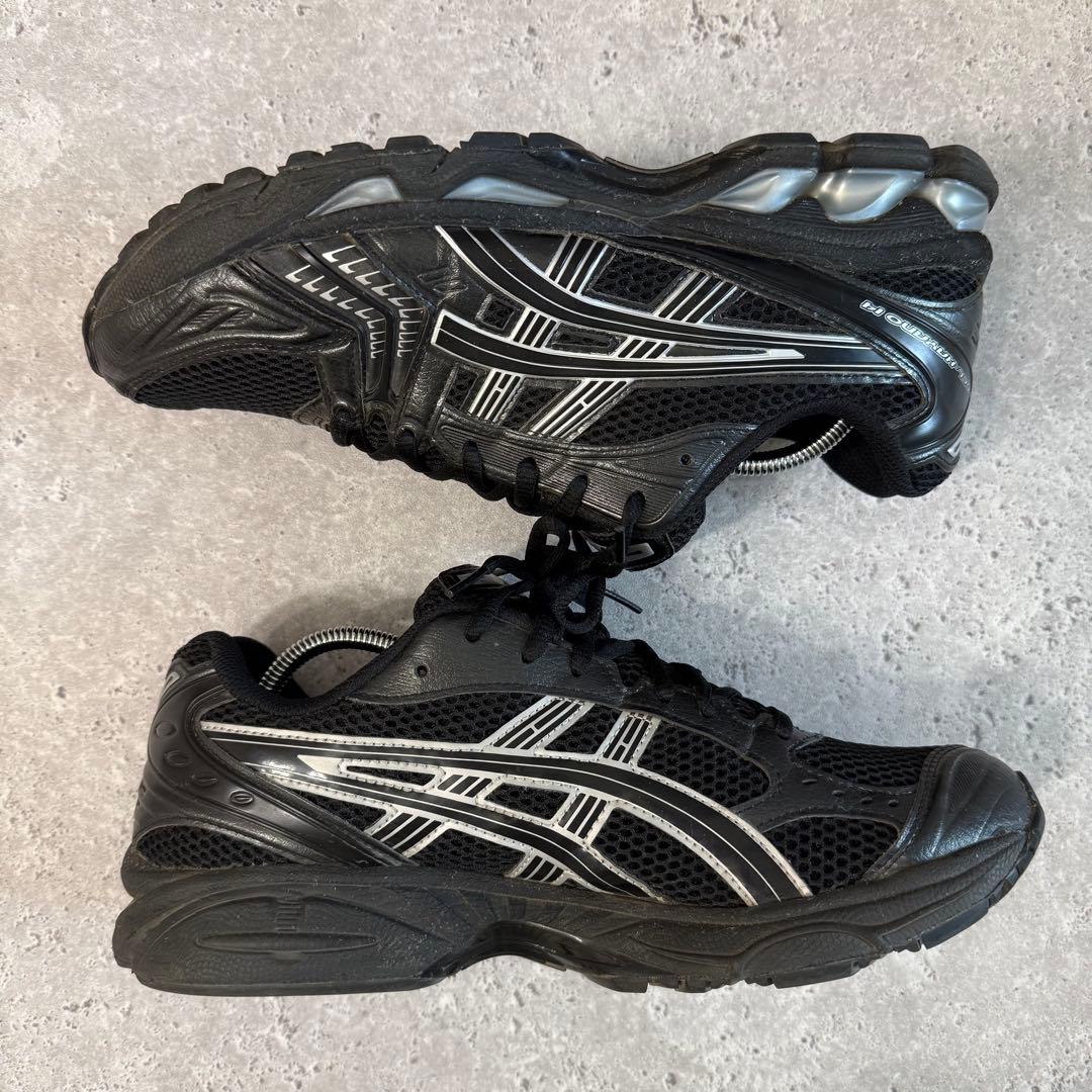 美品 アシックス GEL-KAYANO 14 ブラック×シルバー 27.5cm