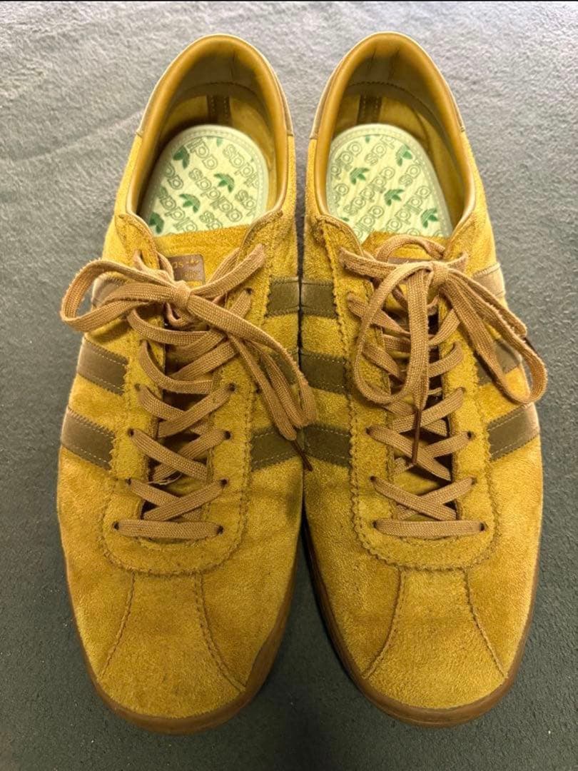 adidasタバコ　グルーエン　28cm adidas（アディダス）の「【ADIDAS / アディダス】 TOBACCO GRUEN