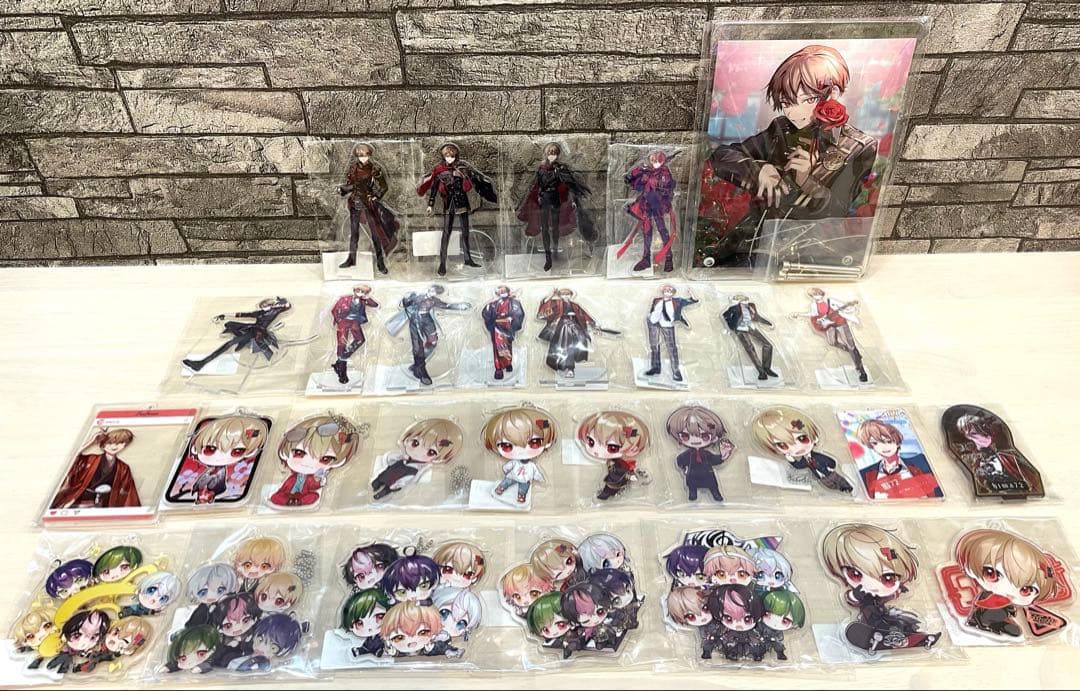 シクフォ二 暇72くん グッズ