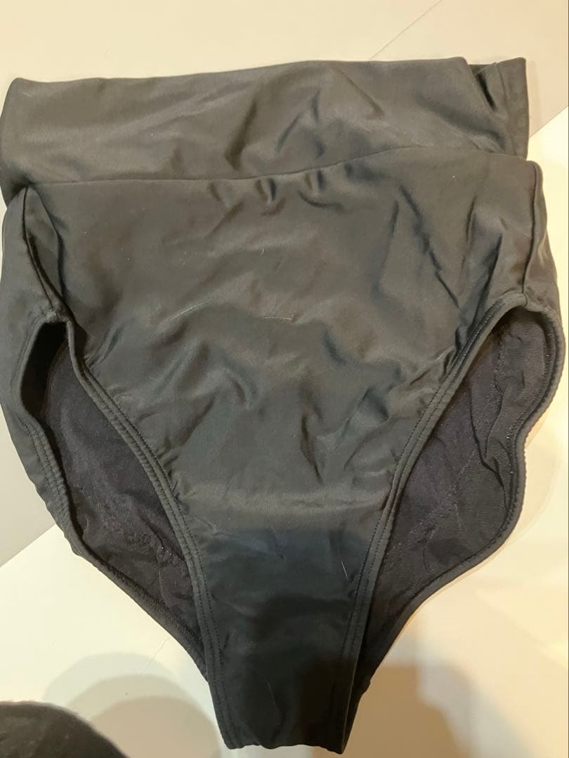 アップルさま　デイジーリン　水着