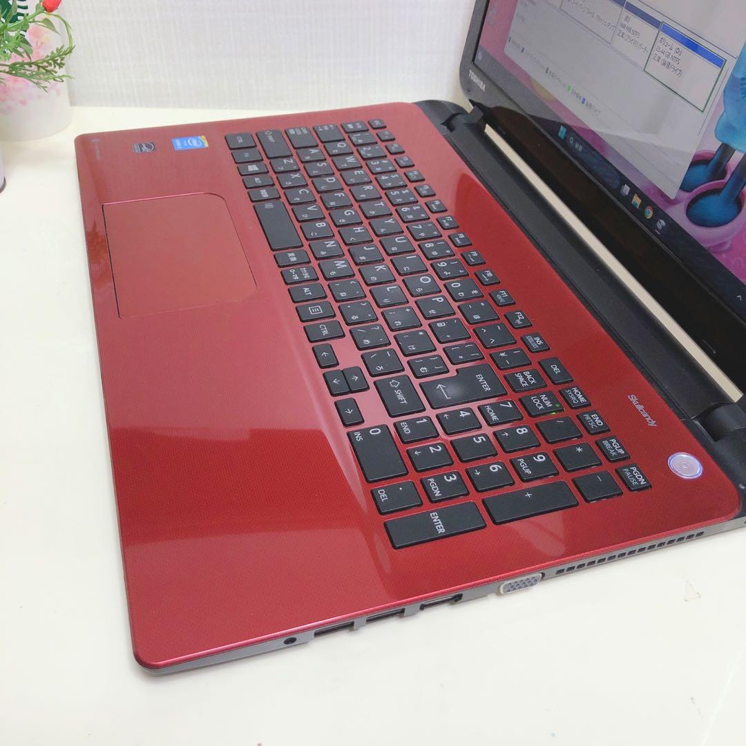 美品、コアi3、高速SSD、最新win11、イラレ&オフィス2021が使える