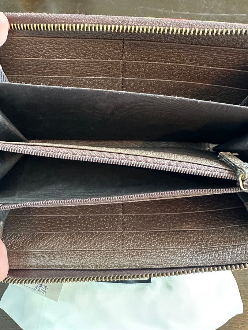 GUCCI 長財布 トラと宇宙船刺繍 - メルカリ