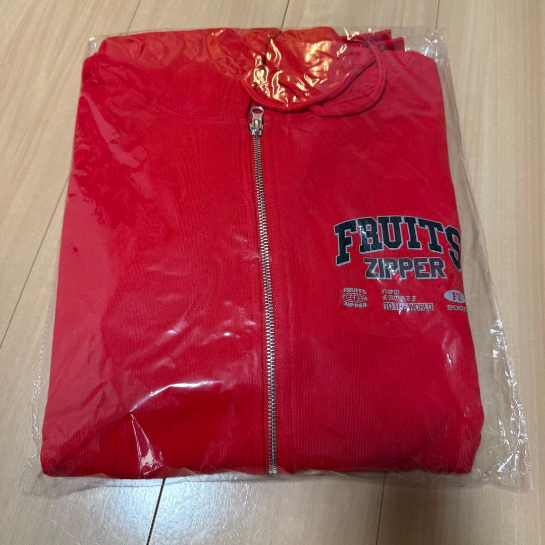 FRUITS ZIPPER 月足天音 パーカー ハートポーチ