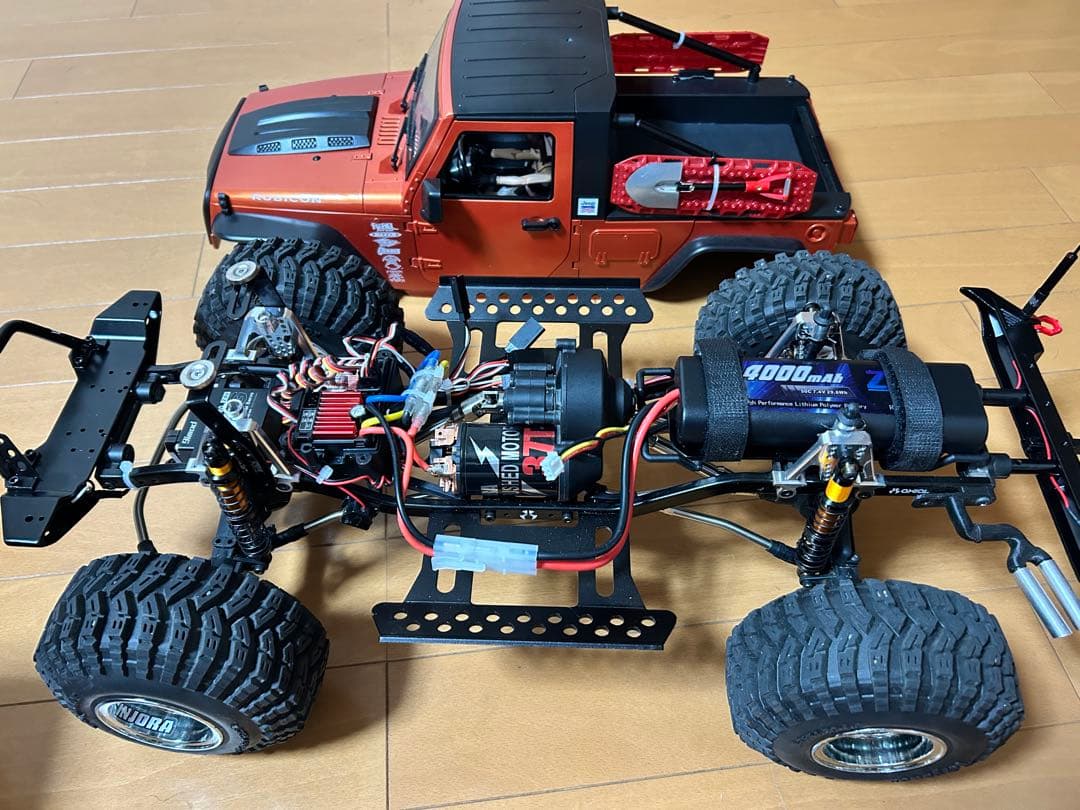 SCX10 カスタム多数　フルセット中古品　アイランドスタイル