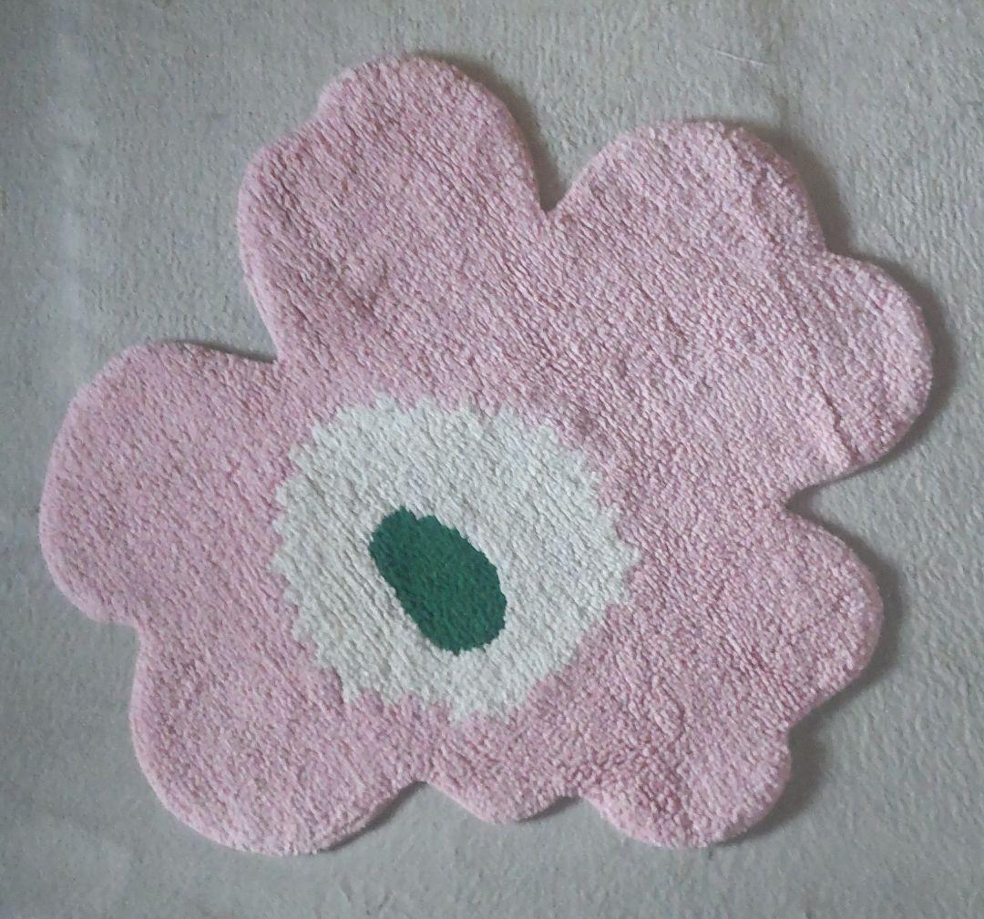 マリメッコ バスマット UNIKKO ウニッコ ピンク Unikko バスマット | Maija Isola | Marimekko (マリメッコ) 日本公式