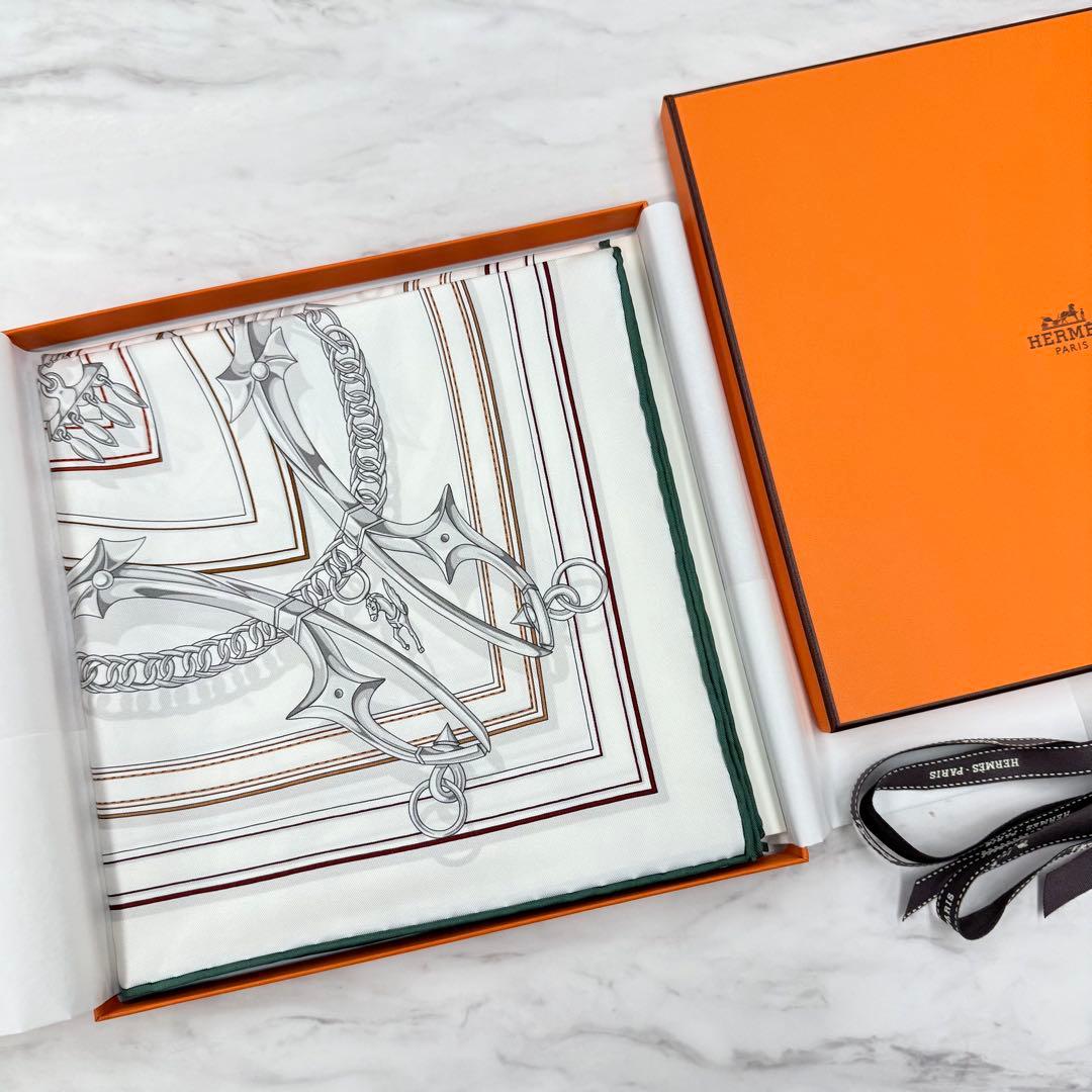 新品未使用　HERMES エルメス カレ 90 《伝説のハーネス》