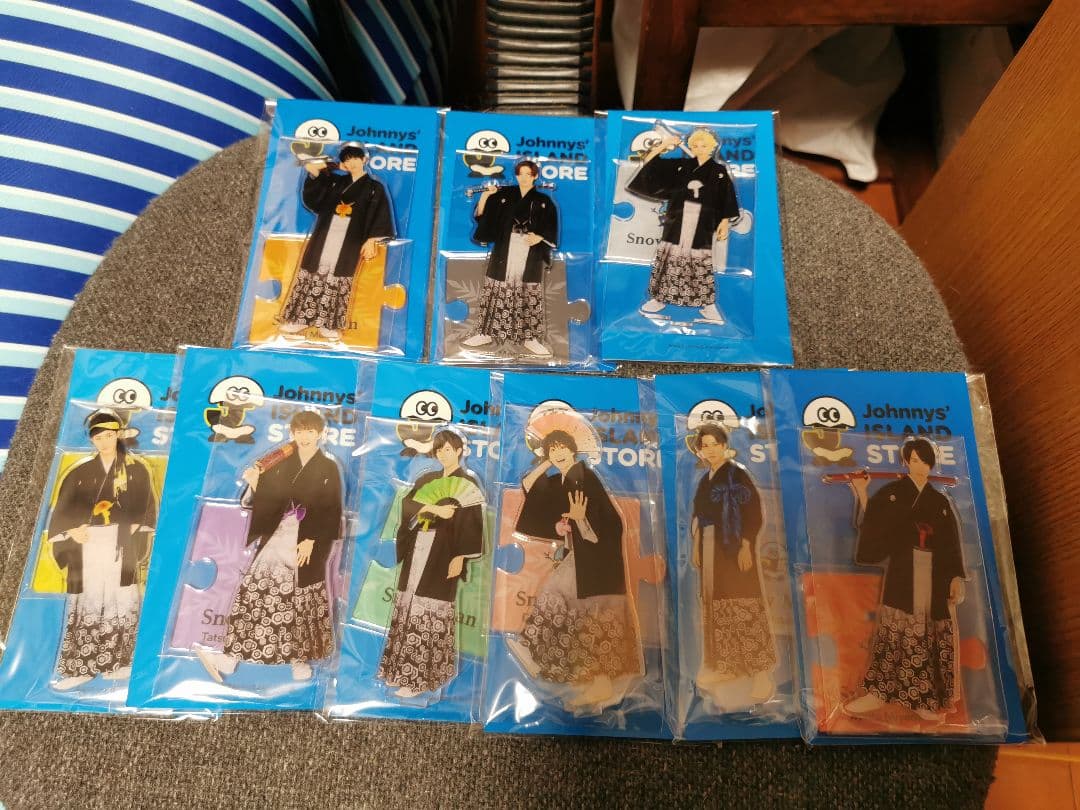  Manアクリルスタンド第2弾 Amazon.co.jp: Snow Man アクリルスタンド アイランドストア 第二弾