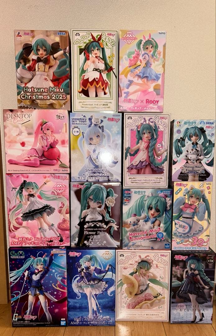 初音ミク　フィギュア　15個　まとめ売り　AMP シナモロール　ぬーどる しゅがお氏描きおろしイラストの「初音ミク×シナモロール」がPOP UP