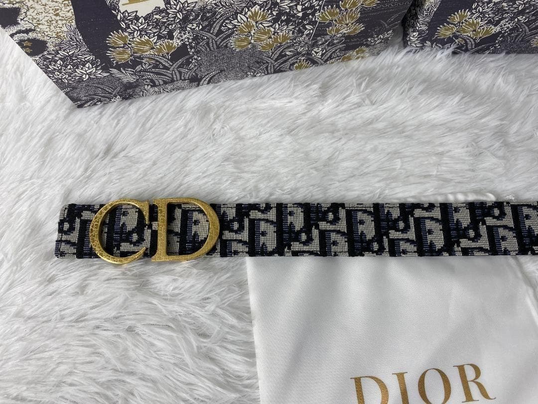 Dior モノグラムベルト CDロゴ - メルカリ