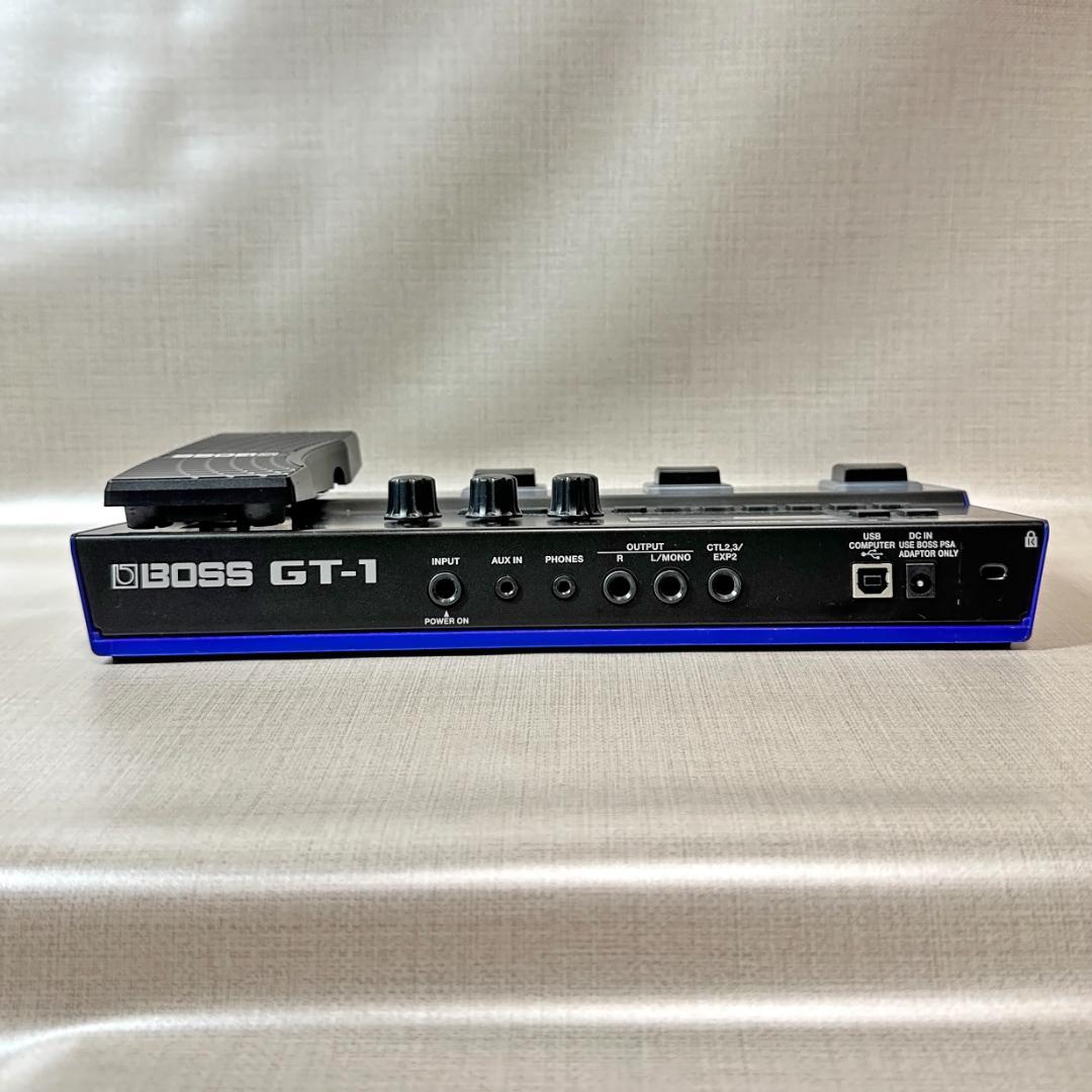 BOSS GT-1 ギターエフェクター　教科書付き