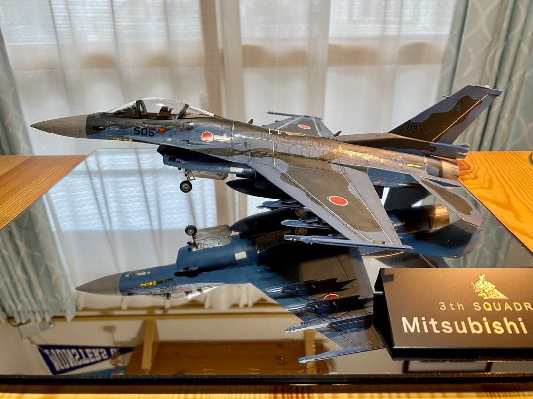 【クリアケース入り】戦闘機　プラモデル　完成品　ハセガワ　1/48 F2A