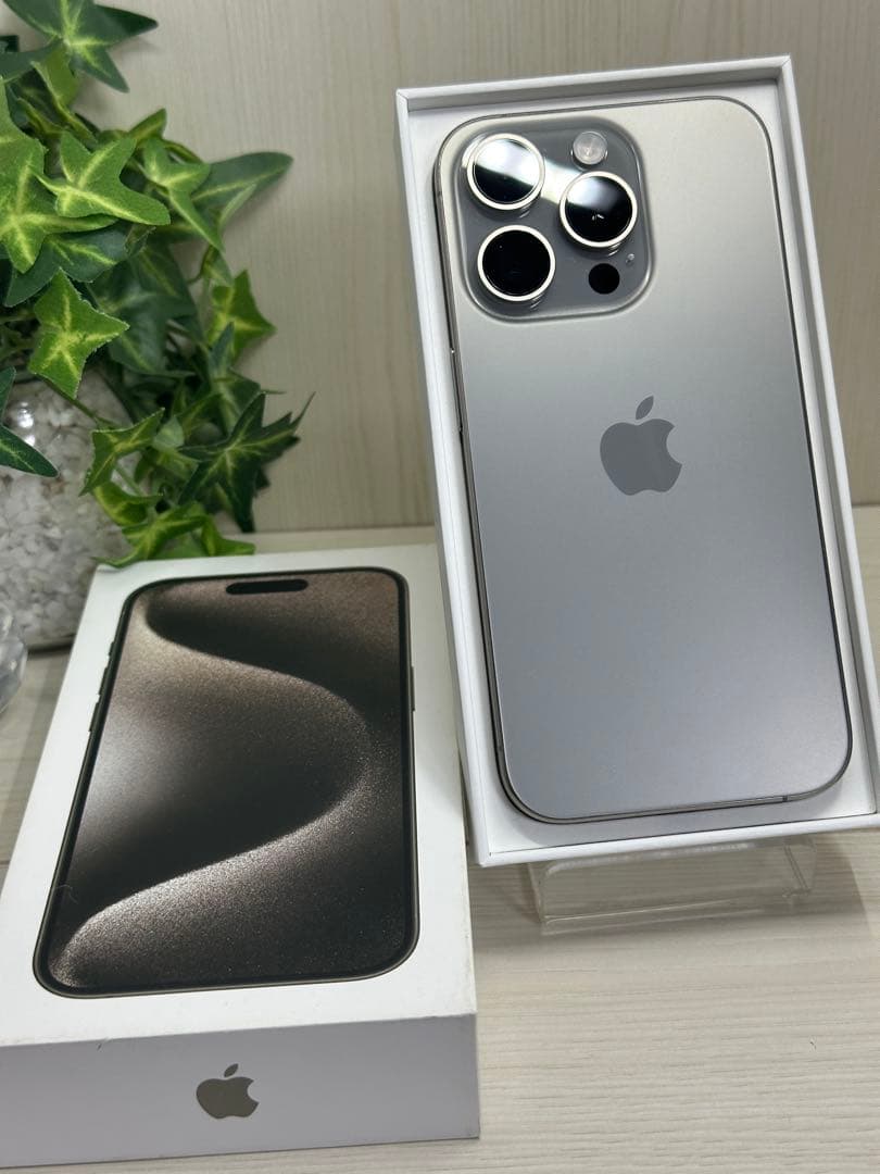 あ*様 ✅【動作未確認】iphone 15 Pro 256GB❣️国内版SIMフ iPhone 15 Pro 256GB - ホワイトチタニウム（SIMフリー）[整備済製品