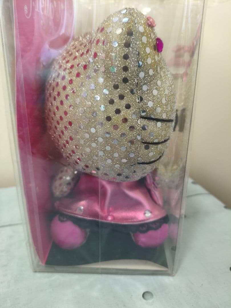 ハローキティ　キラデコ　ぬいぐるみ スパンコール　ドール ビジュー