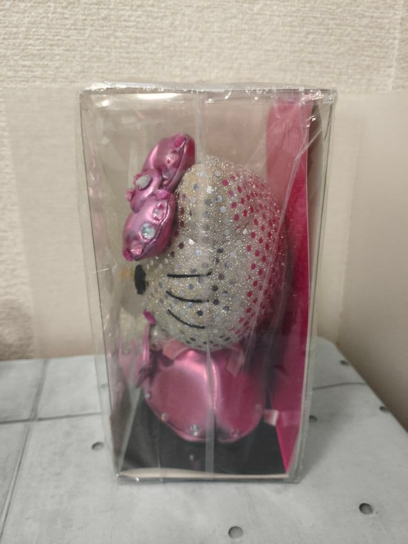 ハローキティ　キラデコ　ぬいぐるみ スパンコール　ドール ビジュー