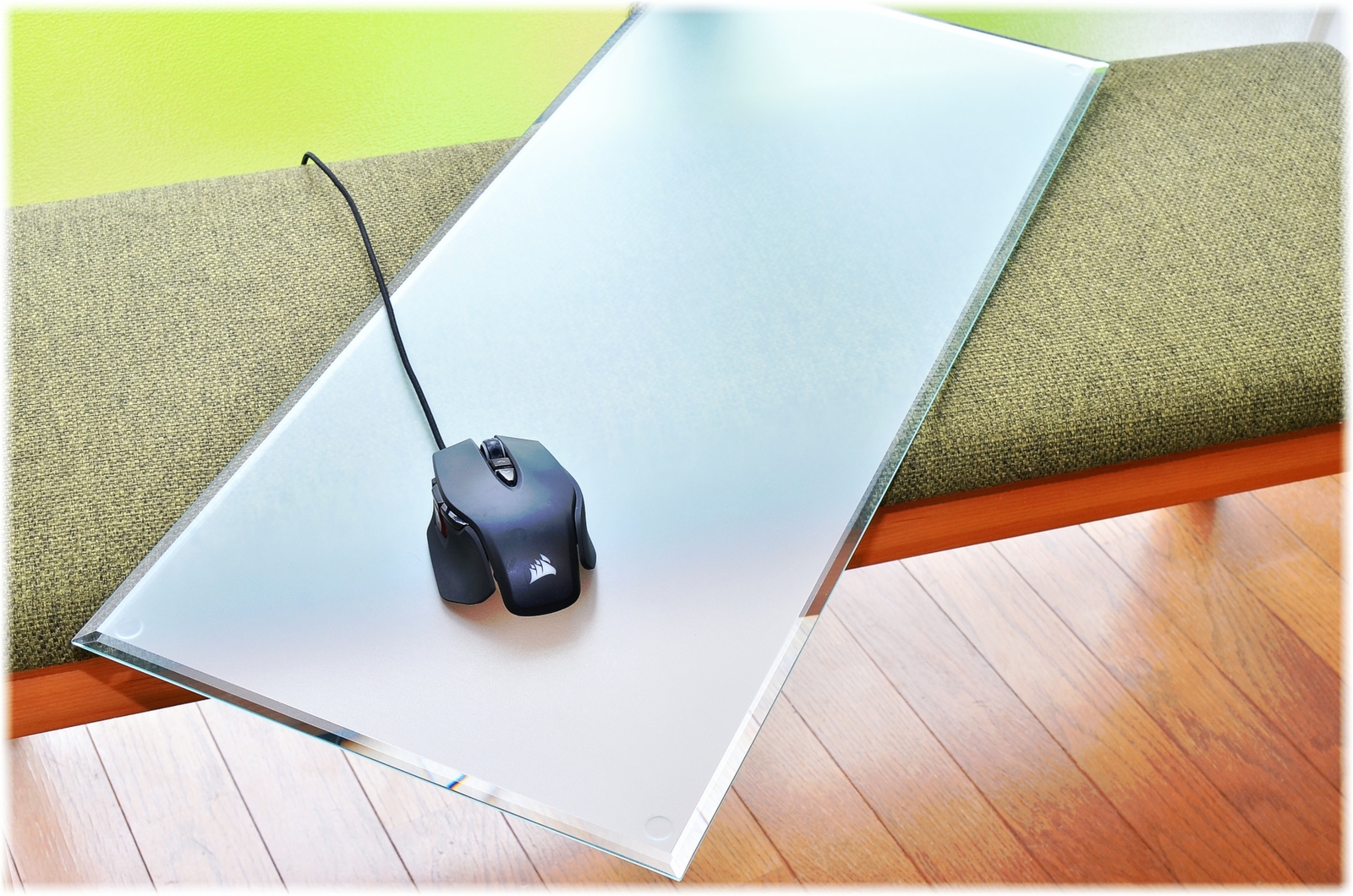 200㎜×250㎜】サラサラ質感・ゲーミングガラスマウスパッド - 吉村特殊