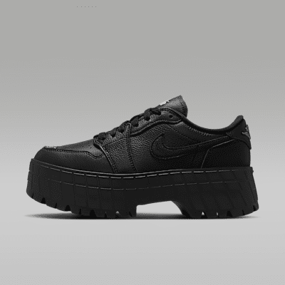 NIKE公式】エア ジョーダン 1 ブルックリン LOW ウィメンズシューズ
