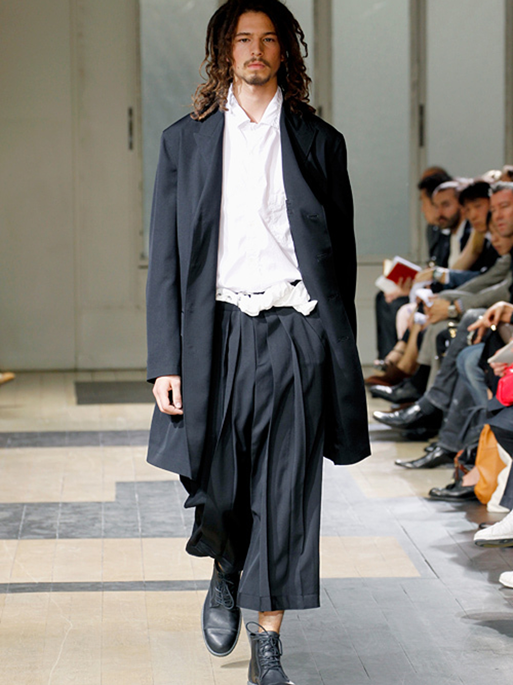 STAFF STYLING｜THE SHOP YOHJI YAMAMOTO