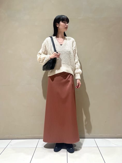 ハンドニット キーネックプルオーバー｜トゥモローランド 公式通販