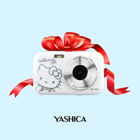 YASHICA x Hello Kitty Digital Camera DZ-100 (White) | YASHICA