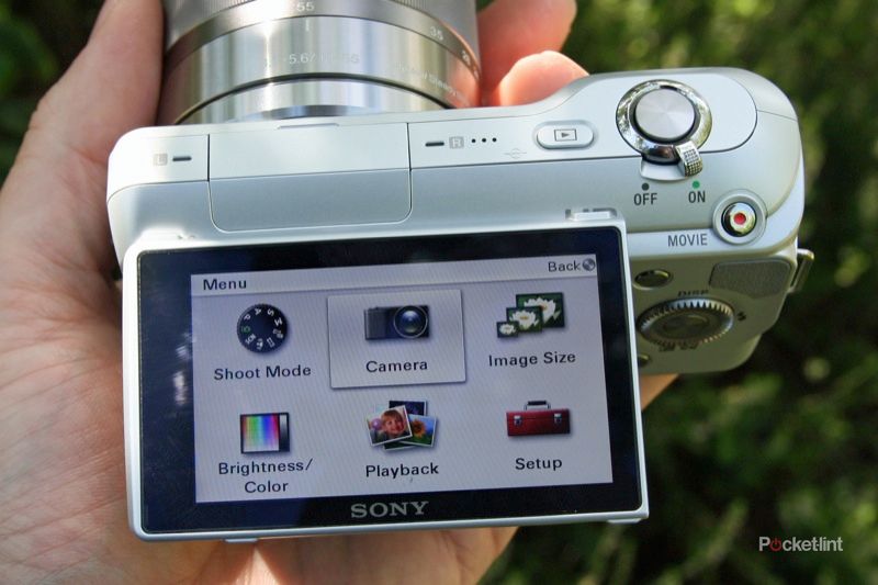 Sony Alpha NEX-3