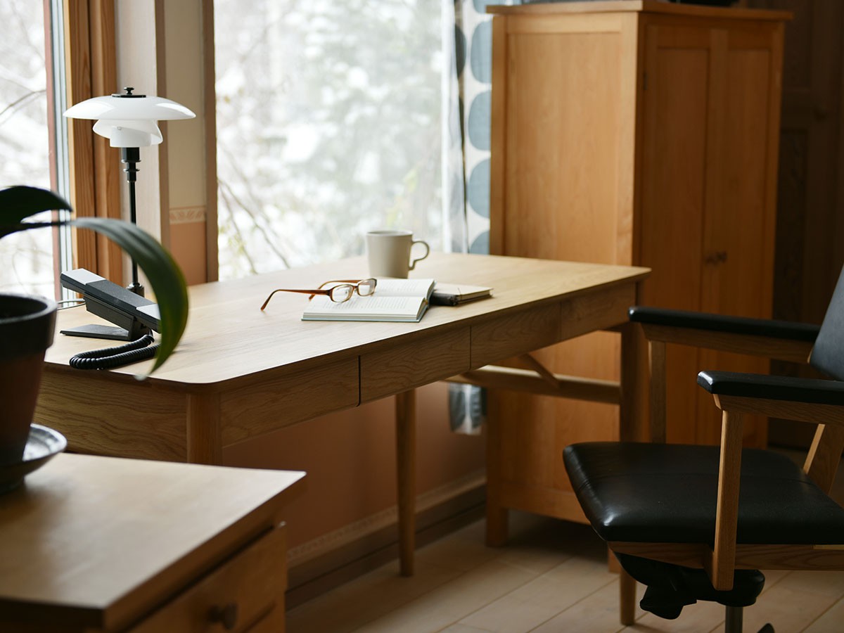 北の住まい設計社 Writing Desk / きたのすまいせっけいしゃ