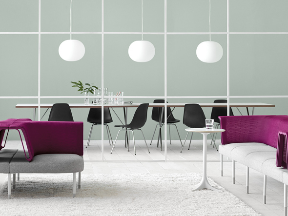 Herman Miller Eames Molded Plastic Side Shell Chair / ハーマン