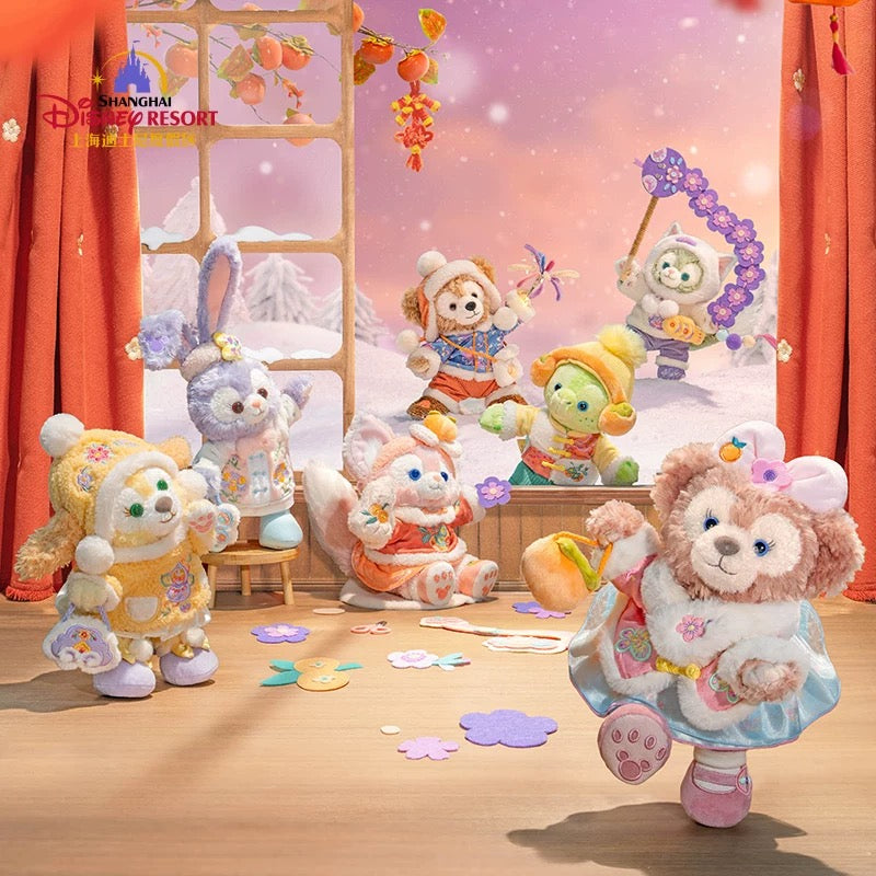 新春 ダッフィー ぬいぐるみSS|上海ディズニー – リーナちゃん