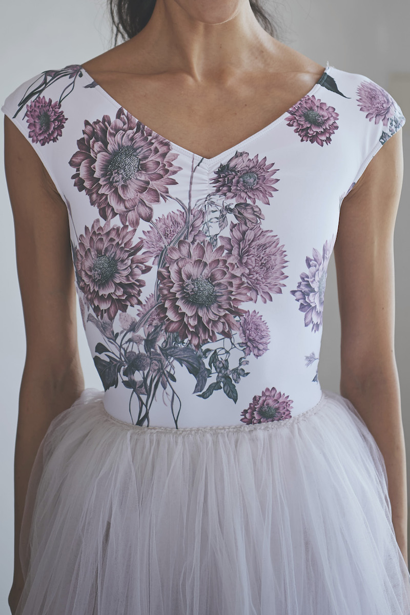 stina / type zero butterfly / Dahlia imperialis purple pink